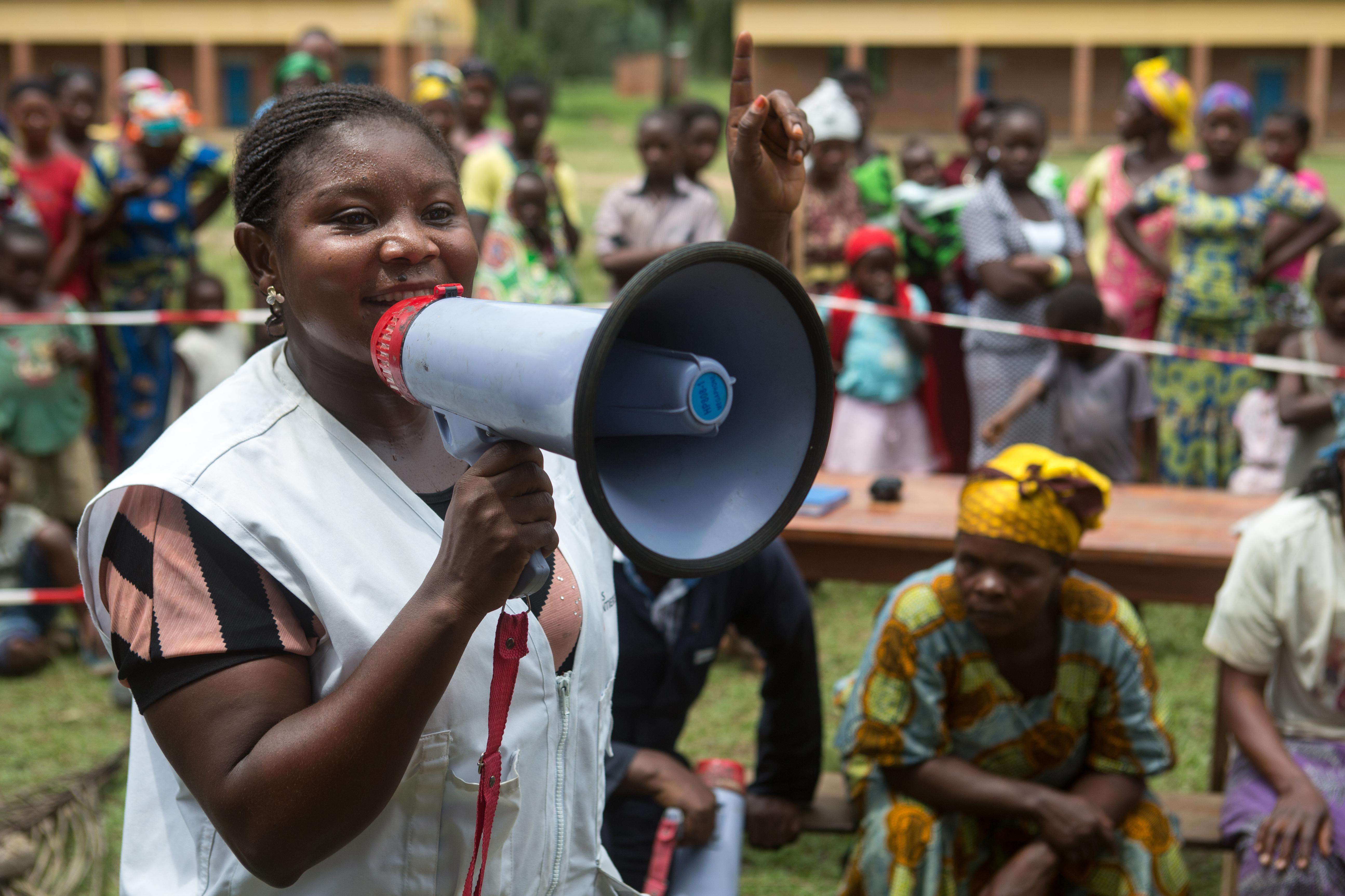 MSF health promotion session on hygiene and health in Walikale, North Kivu, DRC, in 2017.